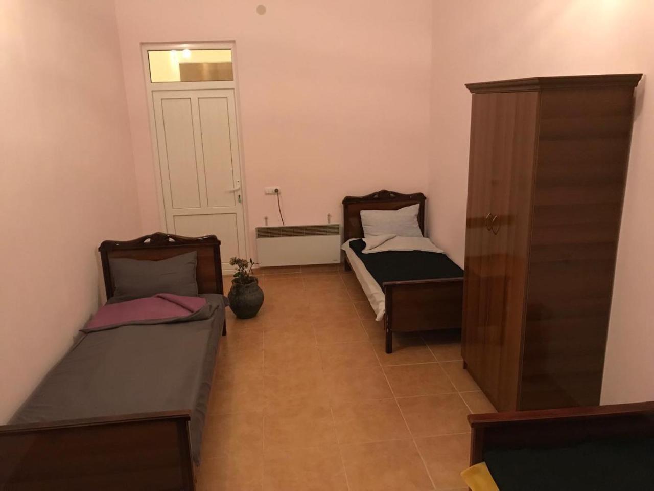 Light guest House Gyumri Extérieur photo